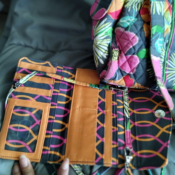 Vera Bradley 3 Piece Purse Set - Picture 3 of 5